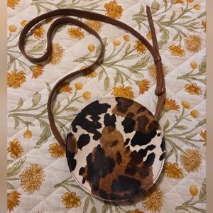 NWOT Madewell Leather Round Cow Purse